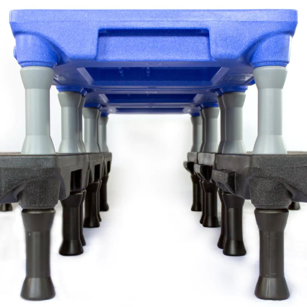 KLIMB Dog Training Platform - The Ultimate Dog Training Tool used during a German Shorthaired Pointer training session. Ideal for professional bird dog training and upland hunting dogs retrieving game. Perfect gear for puppy training courses demonstration.