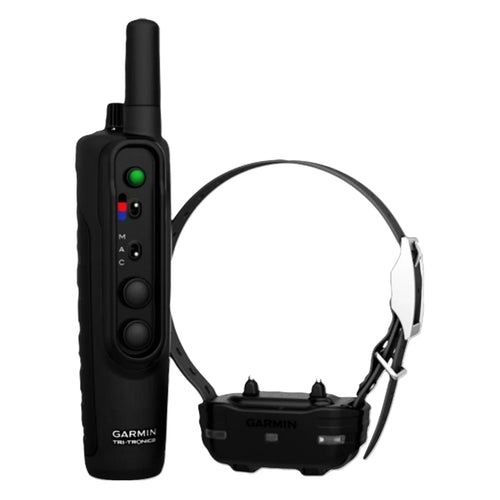 Garmin PRO 550 used during a German Shorthaired Pointer training session. Ideal for professional bird dog training and upland hunting dogs retrieving game. Perfect gear for puppy training courses demonstration.